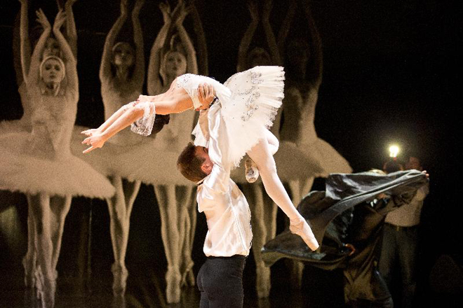 В Баку состоялся бал "Black and White" (фотосессия)